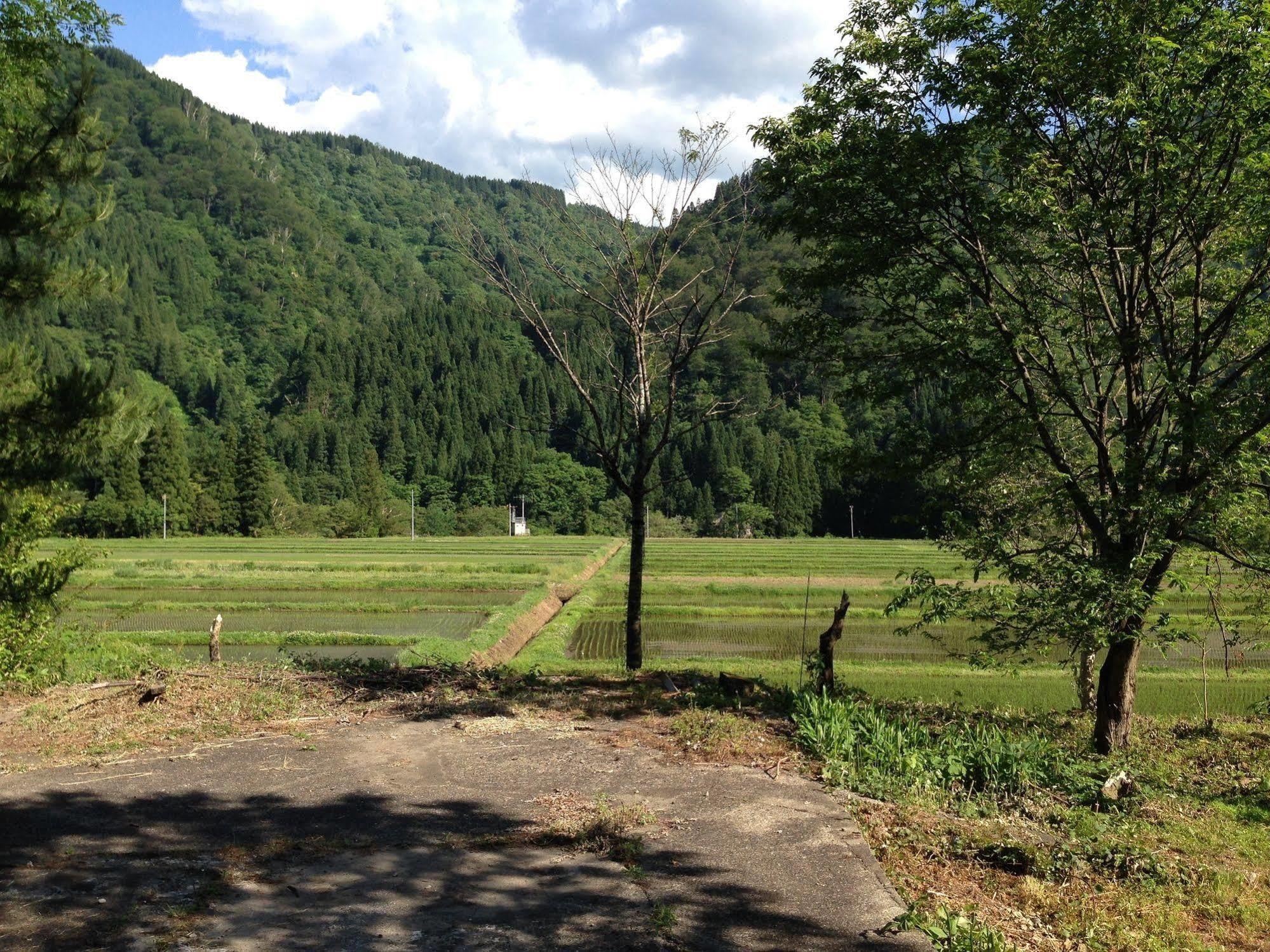 Guest House Yamashita-Ya Nanto Exterior photo